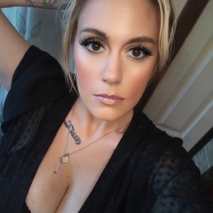 Meet your Posher, Mandy